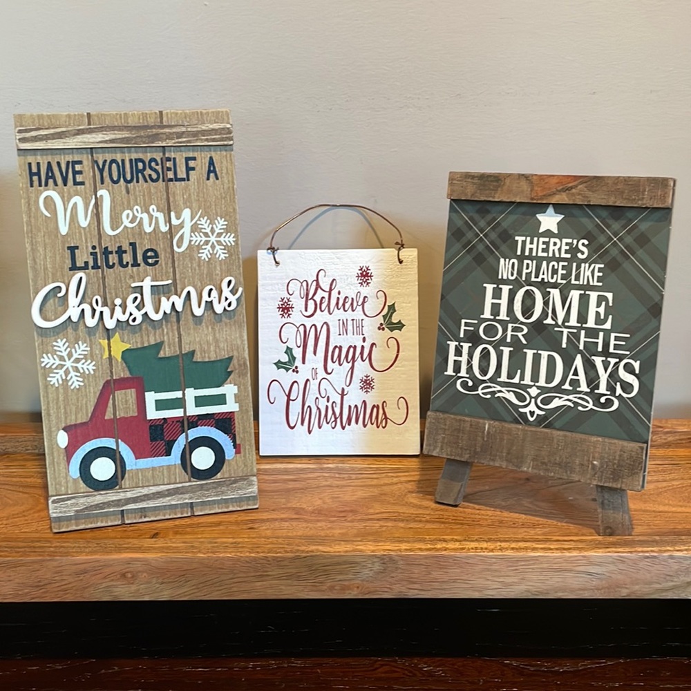 Set of 3 Wooden Christmas Tabletop Signs